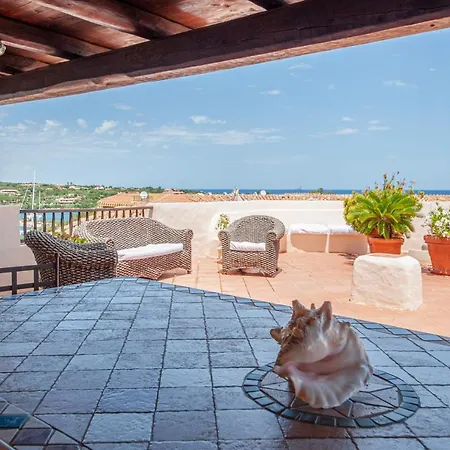Spettacolare Terrazza Su Piscina E Apartment Porto Cervo