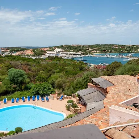 Spettacolare Terrazza Su Piscina E * Porto Cervo