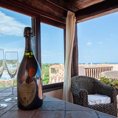 Spettacolare Terrazza Su Piscina E Apartment Porto Cervo
